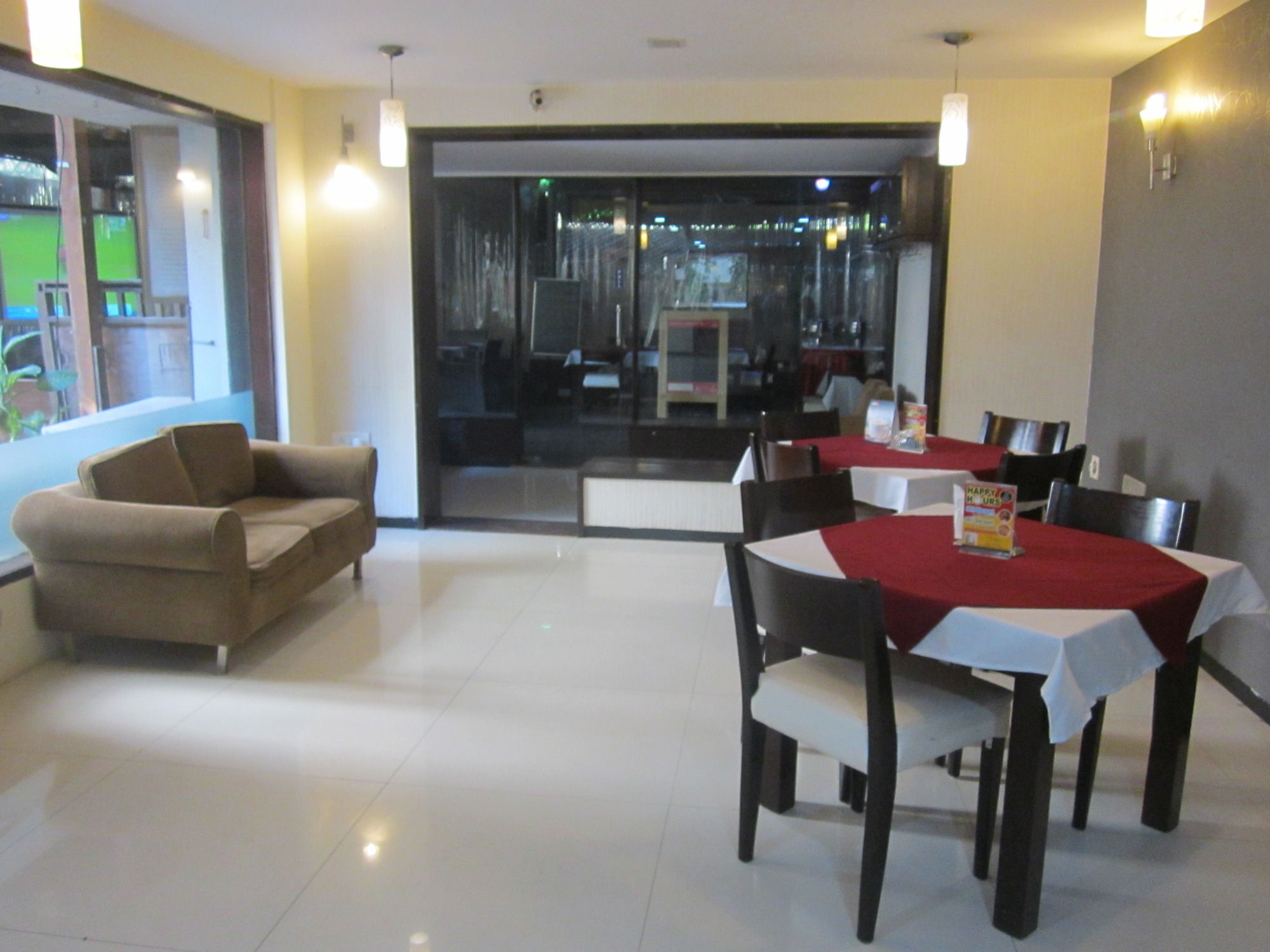 Hotel Orritel West Mumbai  Buitenkant foto